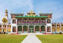 The Rinchen Terdzöd Transmission at Mindrolling Monastery