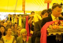 Khyentse Yangsi Rinpoche at Phuntsok Choling in Ward