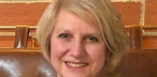 Lynn Friedman on The Profound Treasury Retreats, Three Yana Retreat, the Chögyam Trungpa Digital Library, and others.